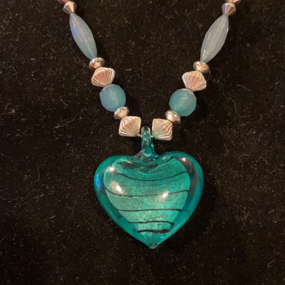 High-Quality Teal Heart Necklace (heavy) - Picture 2 of 3